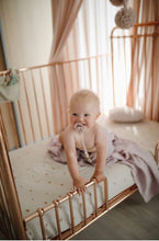 Last inn bildet i Galleri-visningsprogrammet, Mushie Musselin Laken 60x120 - Rainbow