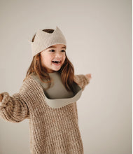 Last inn bildet i Galleri-visningsprogrammet, Mushie Silikon Smekke - Warm Taupe