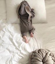 Last inn bildet i Galleri-visningsprogrammet, Baby Bunny Suit -Gray
